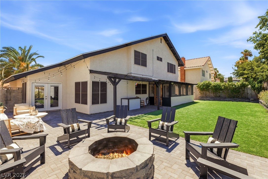 6562 Barbary Circle