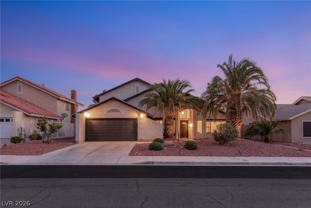 6562 Barbary Circle