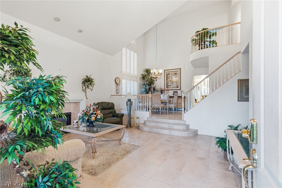 2244 Alanhurst Drive