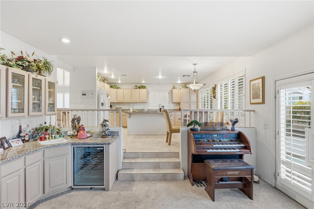 2244 Alanhurst Drive