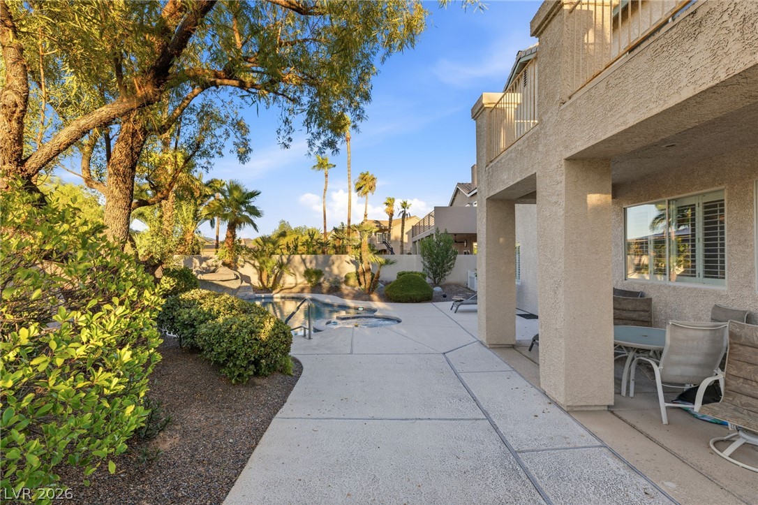 2244 Alanhurst Drive
