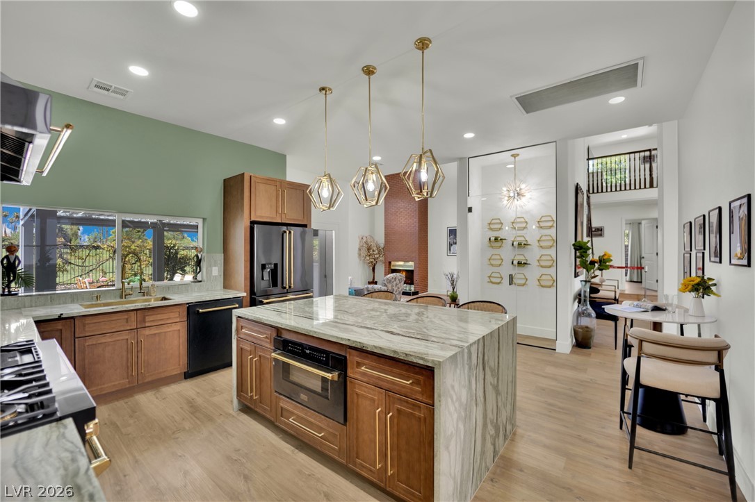 2160 Pueblo Circle