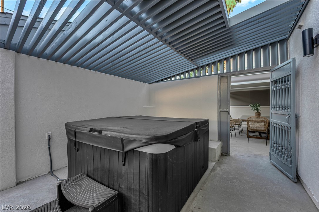 2160 Pueblo Circle