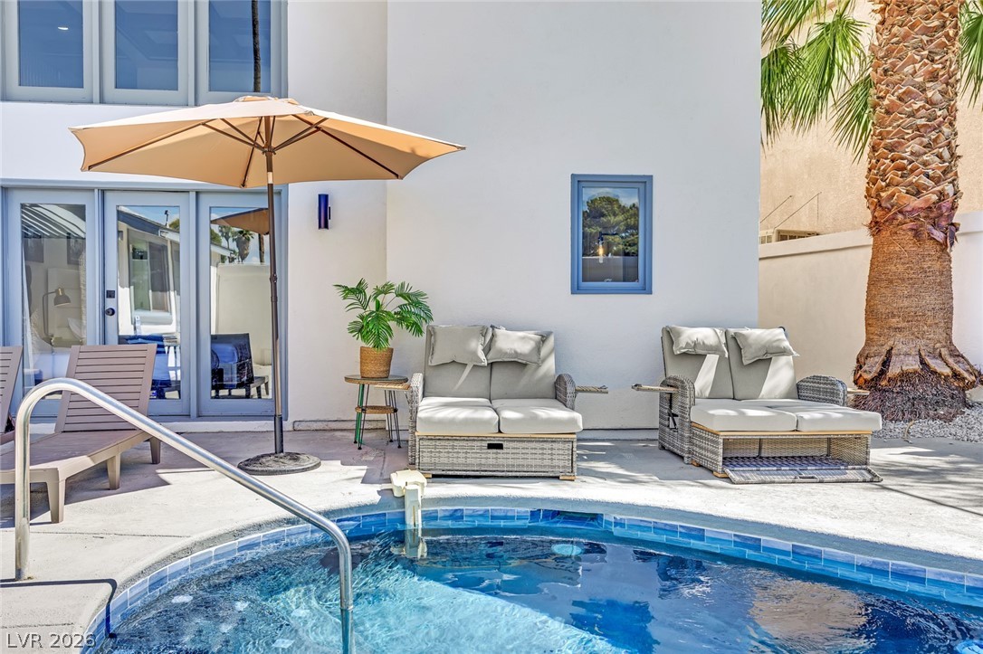 2160 Pueblo Circle