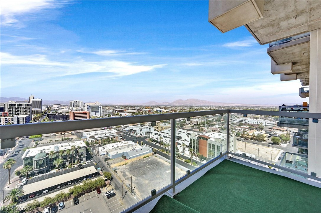 900 Las Vegas Boulevard 1403