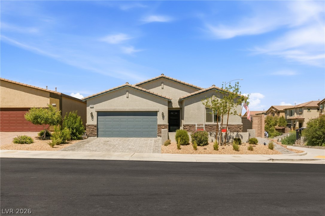 12755 Silver Satin Street