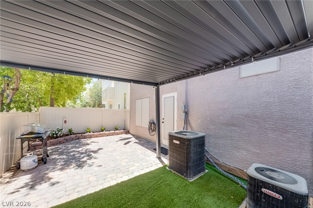 3436 Balanced Rock Street