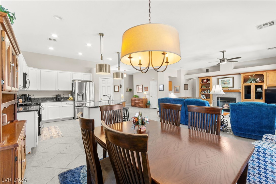 5432 Springer Spaniel Avenue