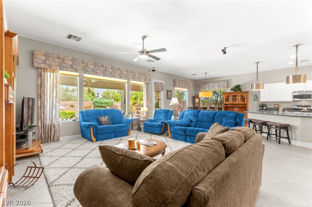 5432 Springer Spaniel Avenue