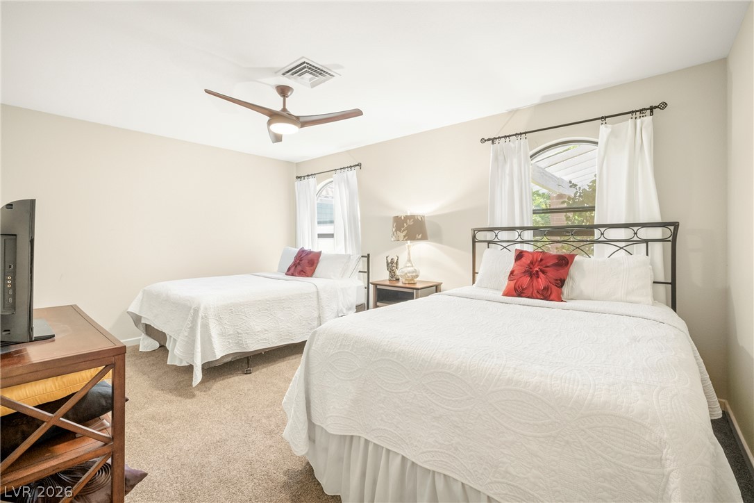 1913 Plaza Del Dios