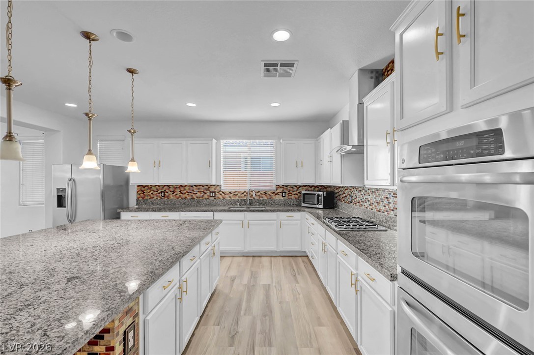 6636 Cliff Shore Court