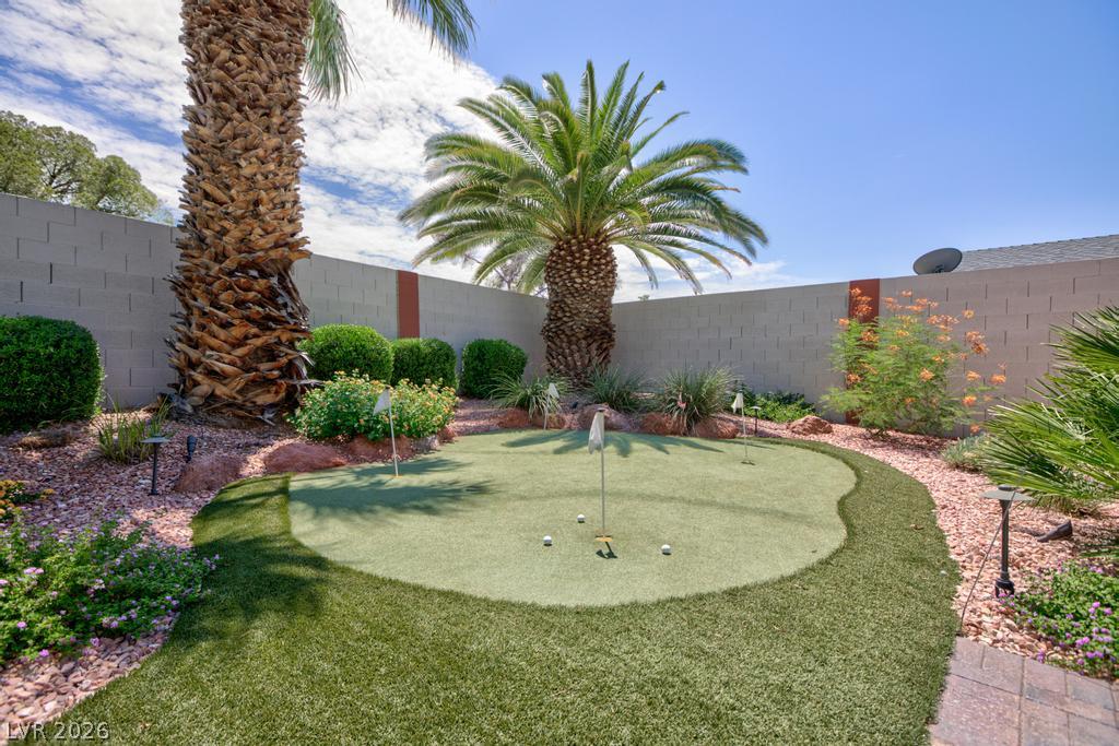 5040 Celebrity Circle