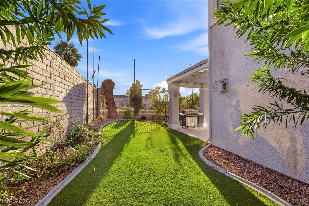 2496 Ram Crossing Way