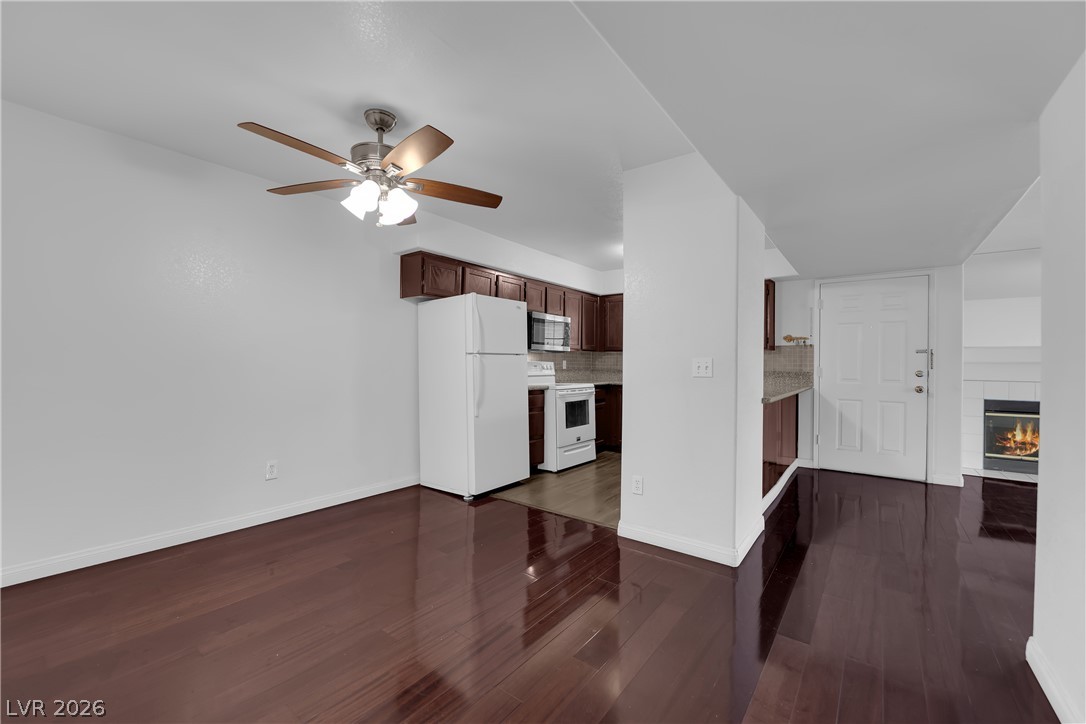2725 South Nellis Boulevard 1181