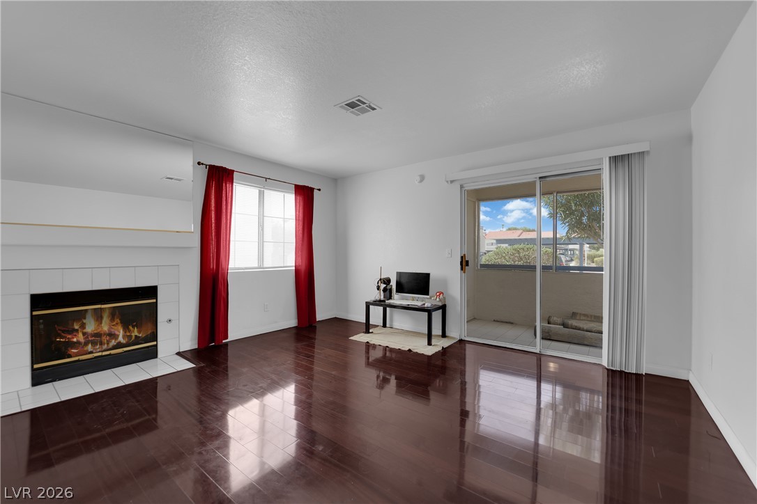 2725 South Nellis Boulevard 1181