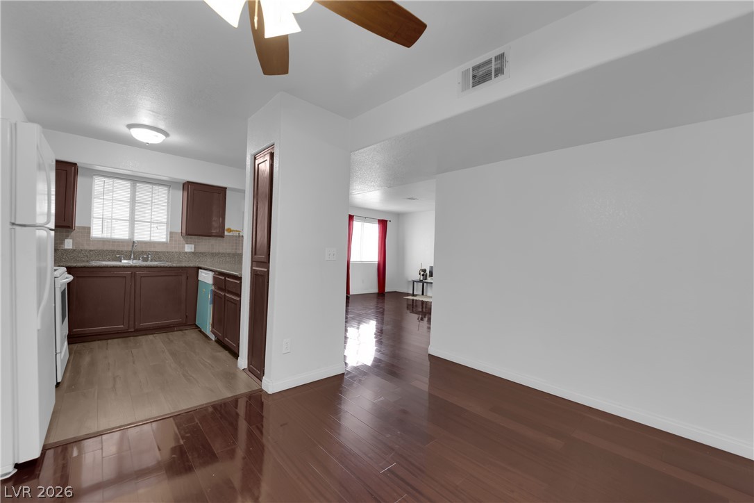 2725 South Nellis Boulevard 1181