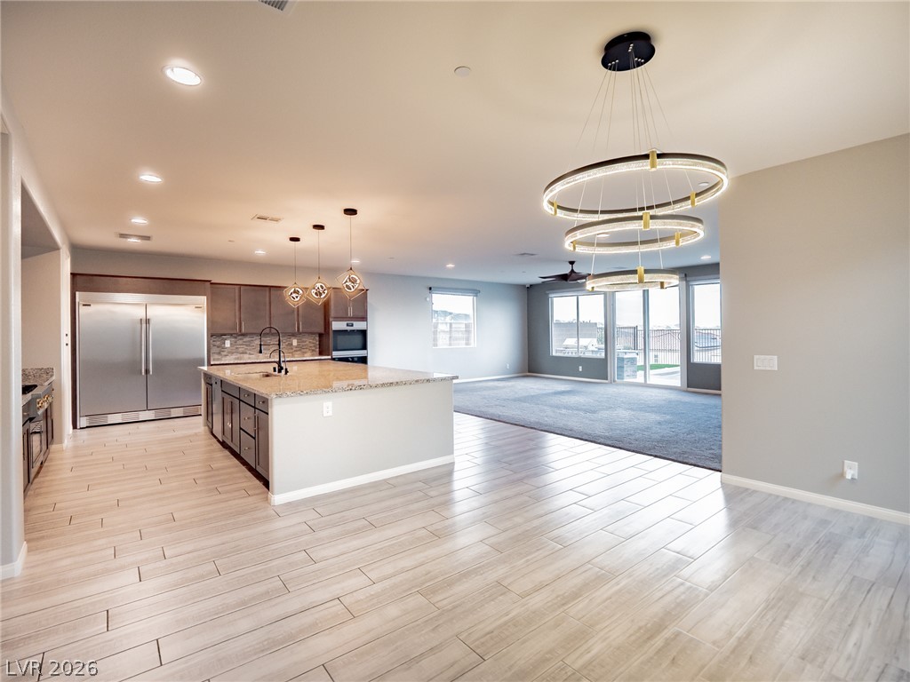4504 Amazing View Street