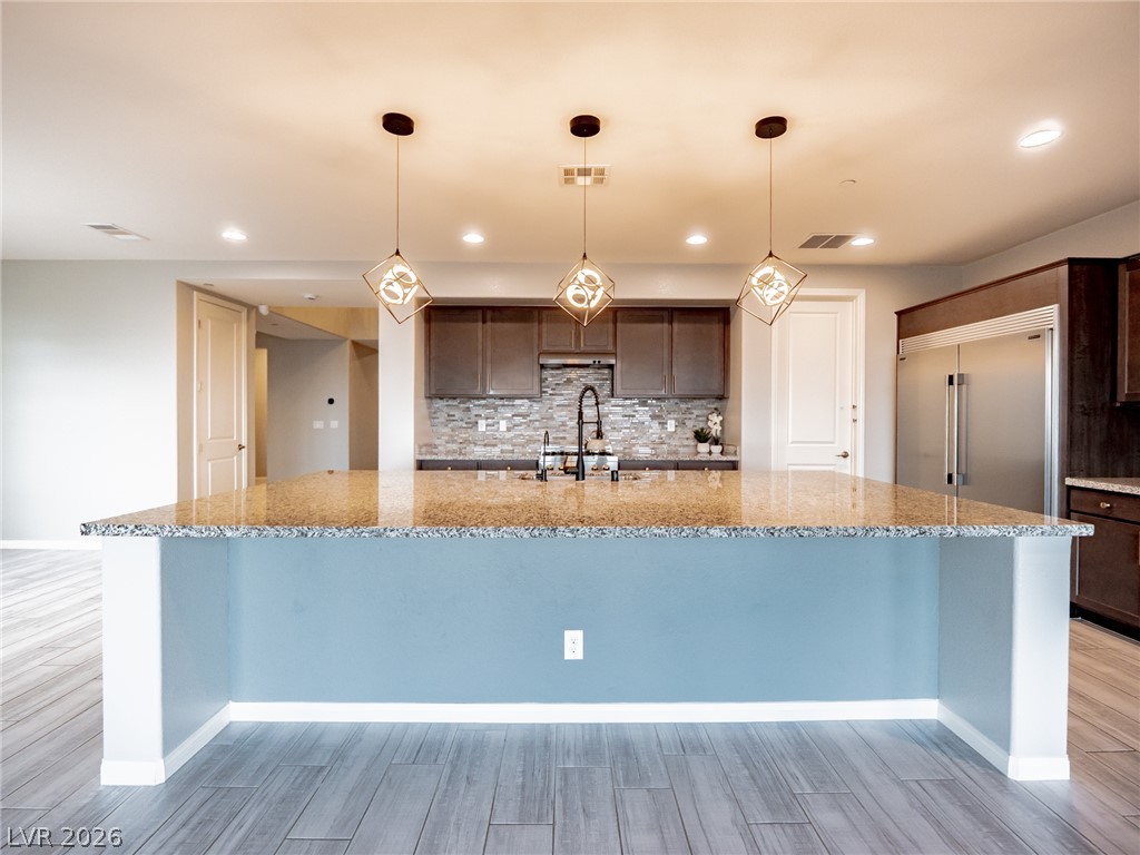 4504 Amazing View Street