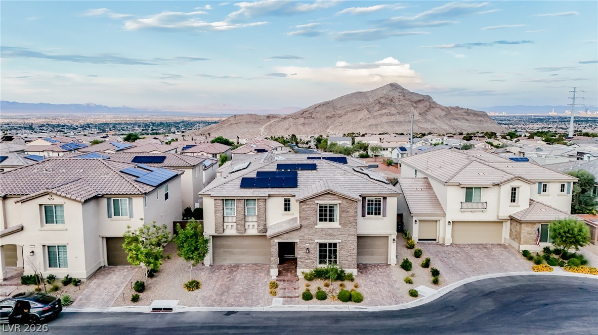 4504 Amazing View Street