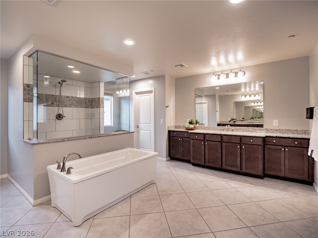 4504 Amazing View Street