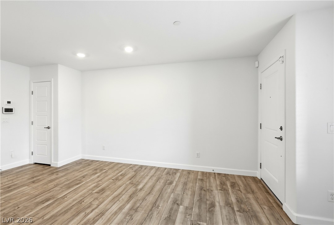 839 Watford Place
