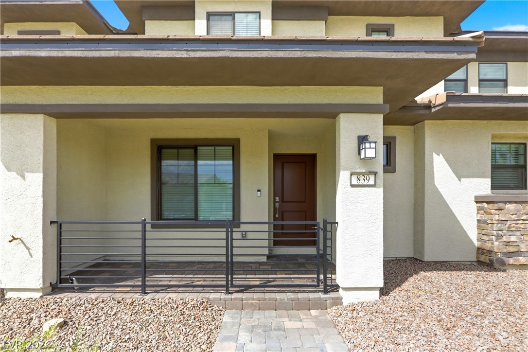 839 Watford Place