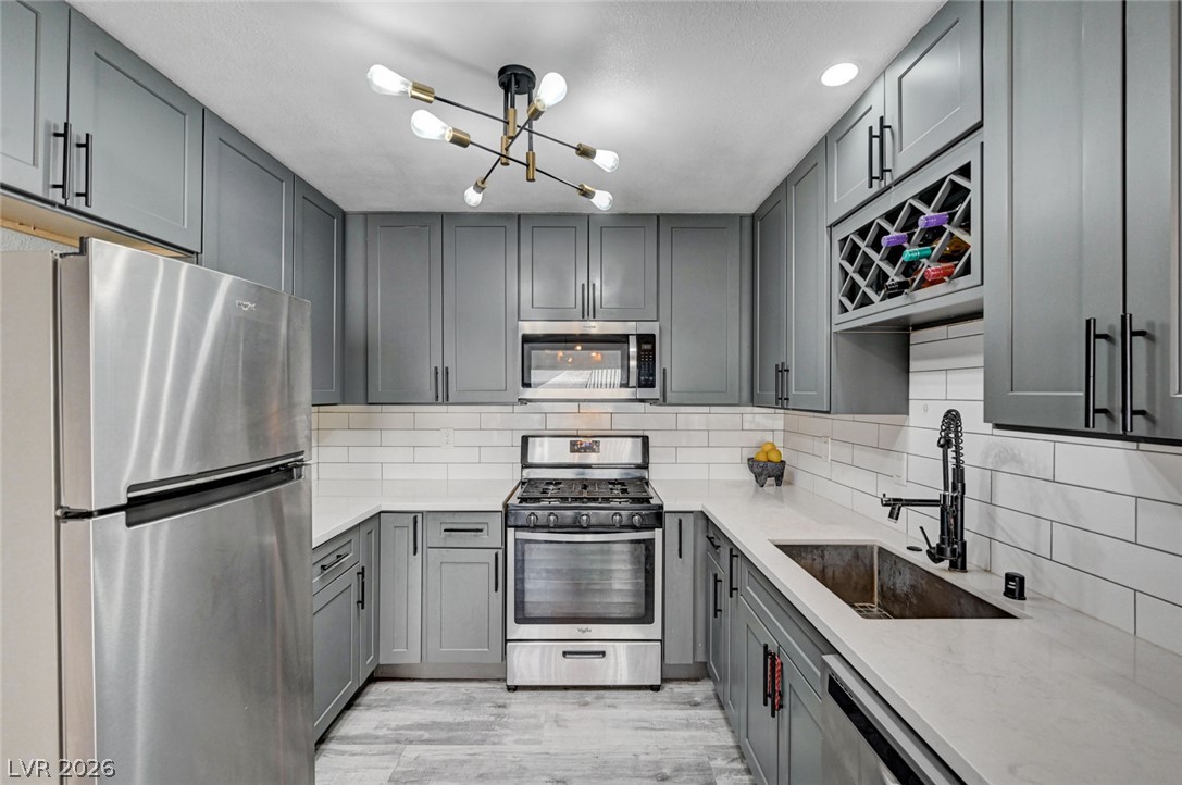 6712 Accent Court
