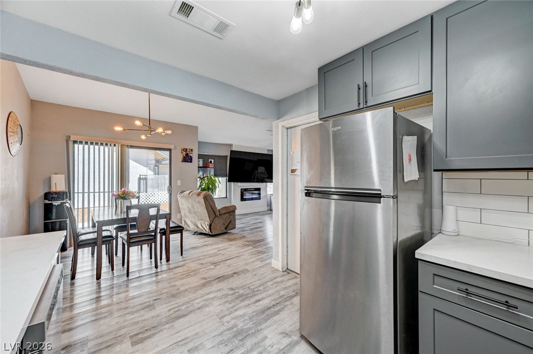 6712 Accent Court
