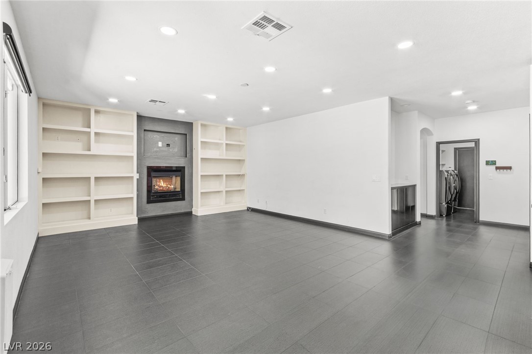 10425 Carmel Mountain Avenue