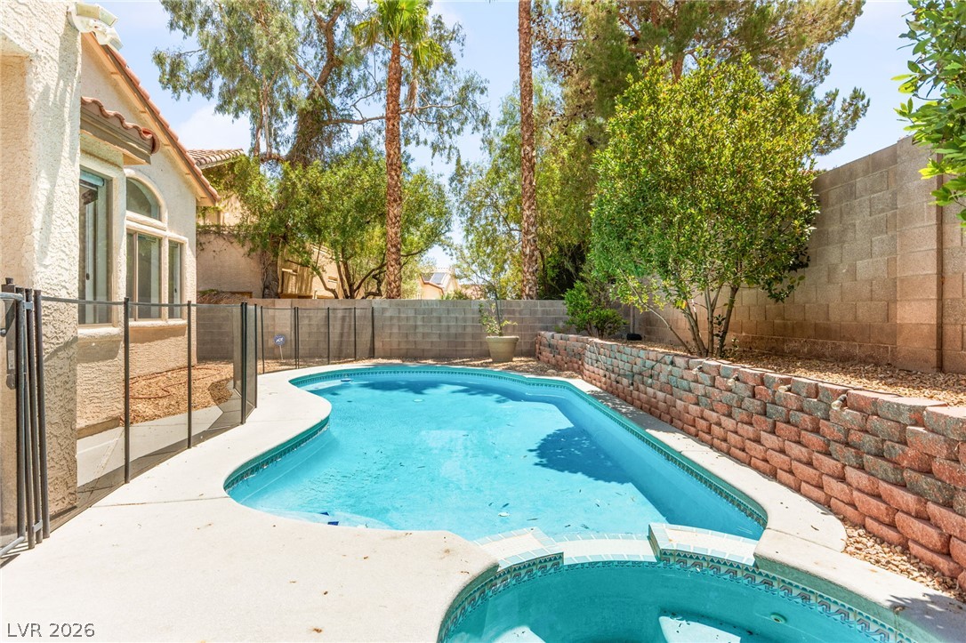 10425 Carmel Mountain Avenue