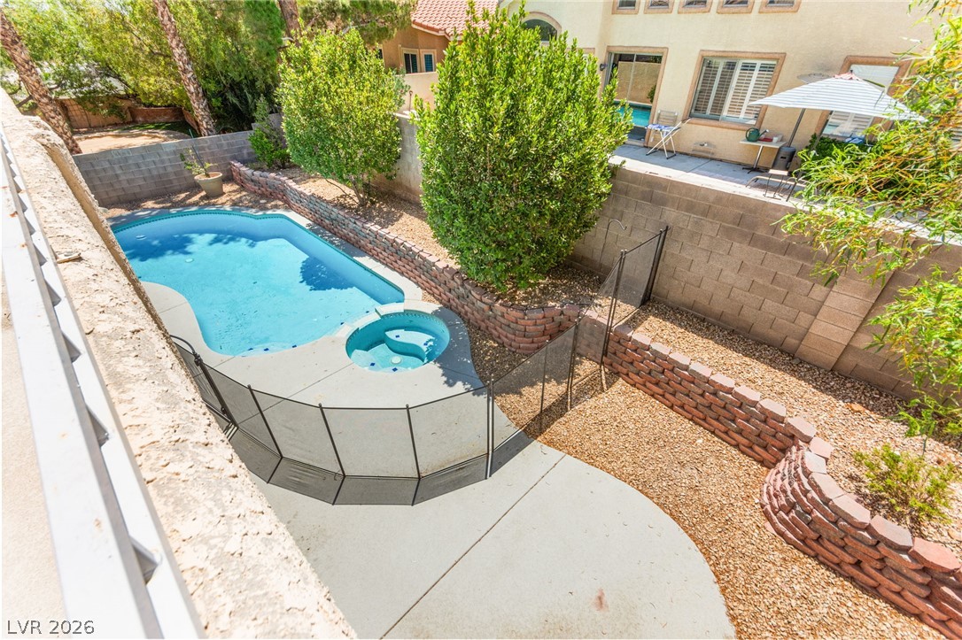 10425 Carmel Mountain Avenue