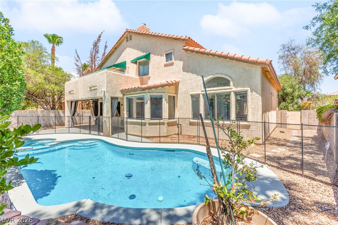 10425 Carmel Mountain Avenue