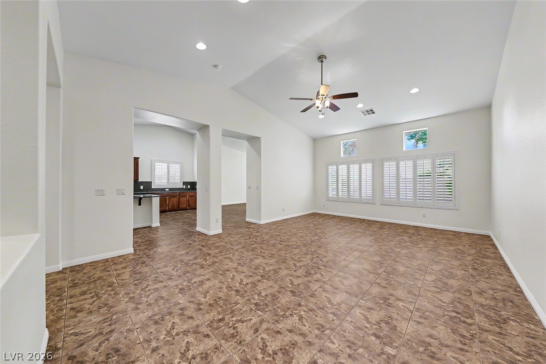 8117 Orchard Glen Avenue