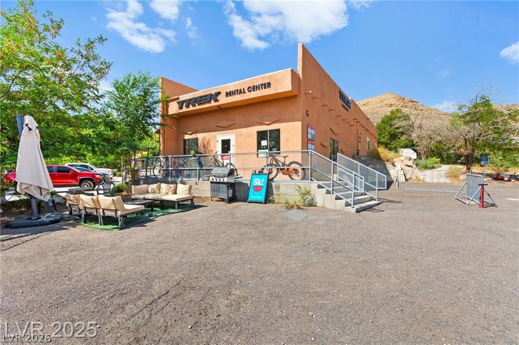 100 Spanish Trail