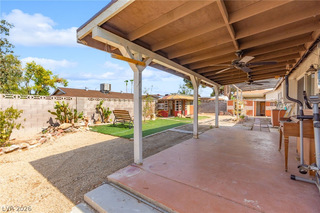 2529 Lakeside Drive