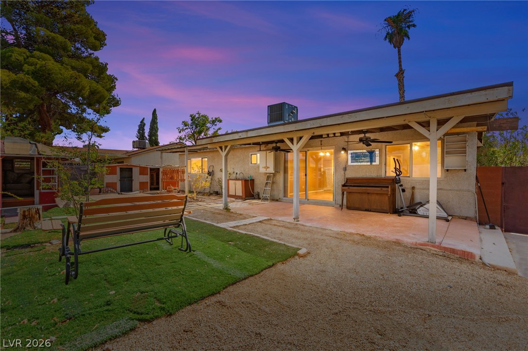 2529 Lakeside Drive