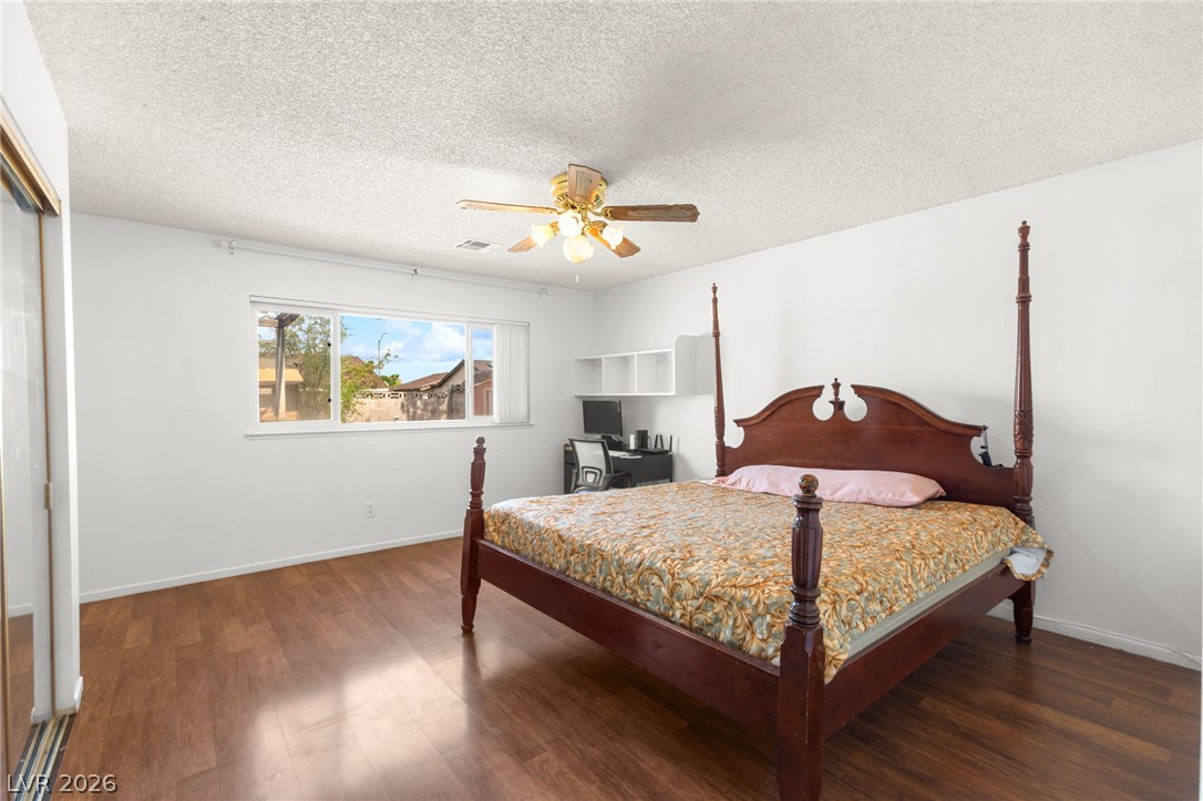 2529 Lakeside Drive