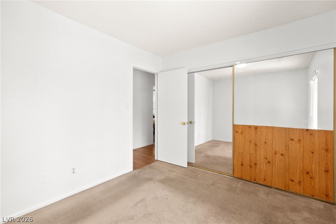 2529 Lakeside Drive