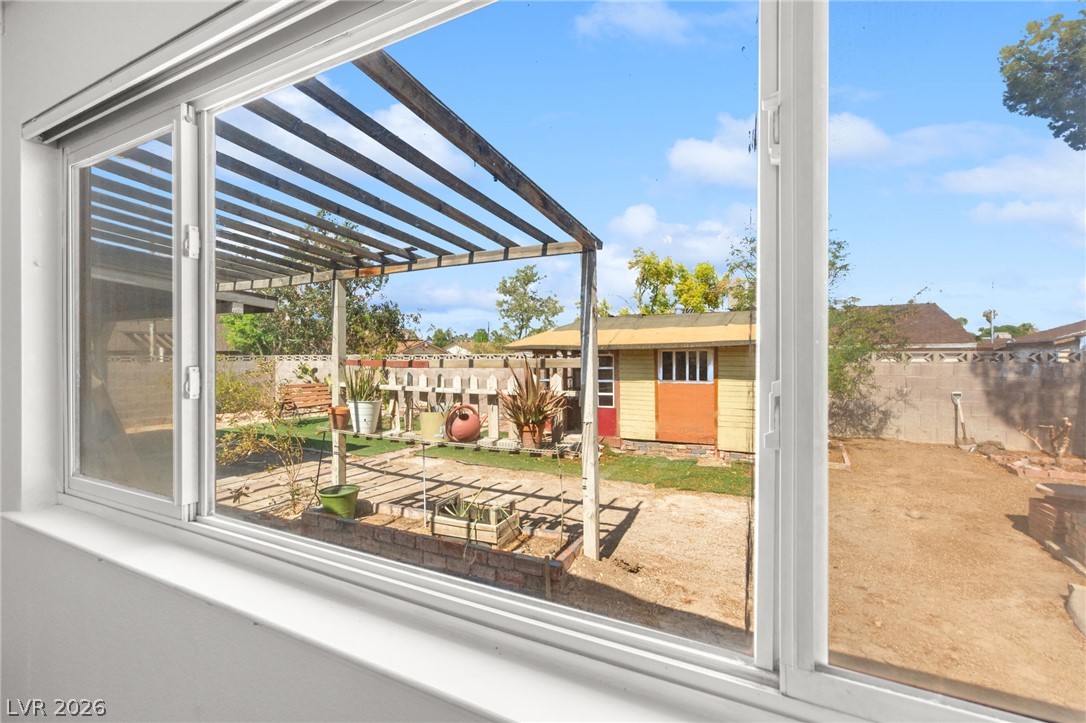 2529 Lakeside Drive