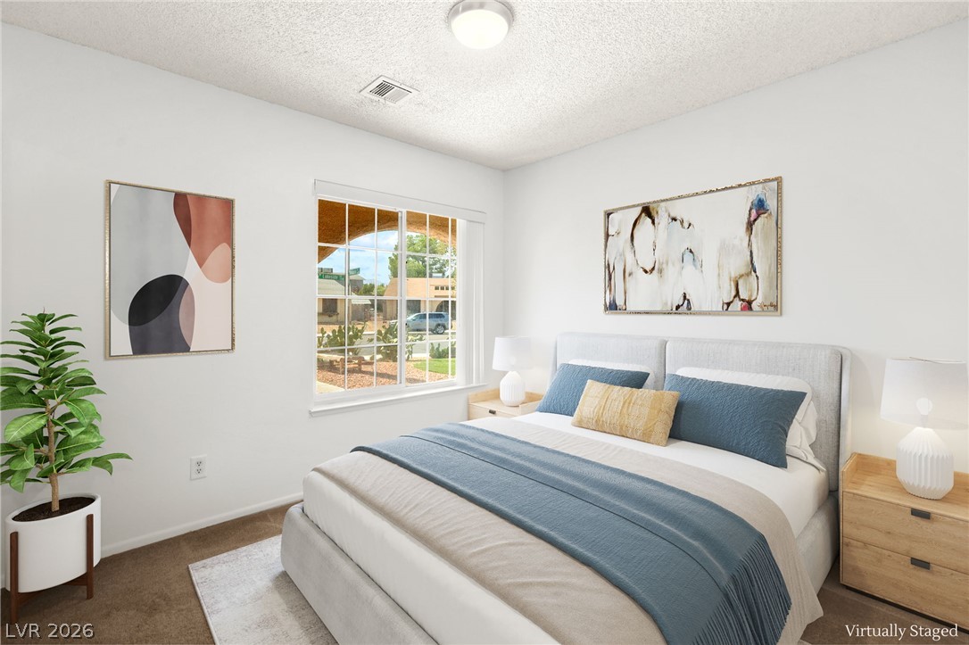 2529 Lakeside Drive