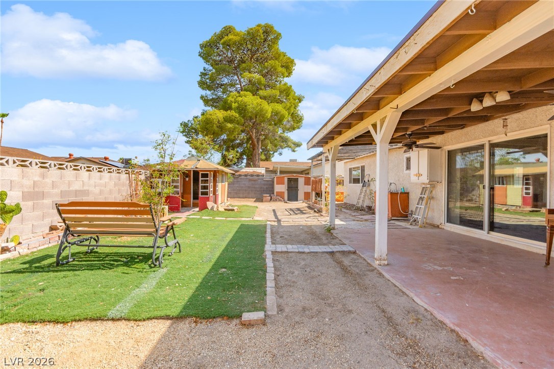 2529 Lakeside Drive