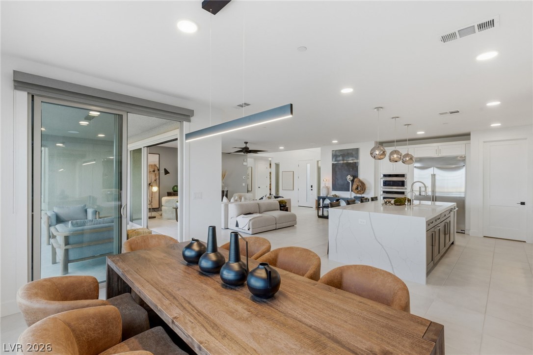 424 Crown Mesa Avenue