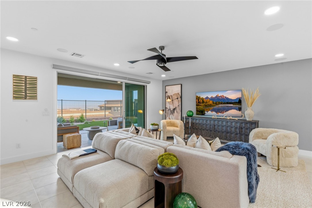 424 Crown Mesa Avenue