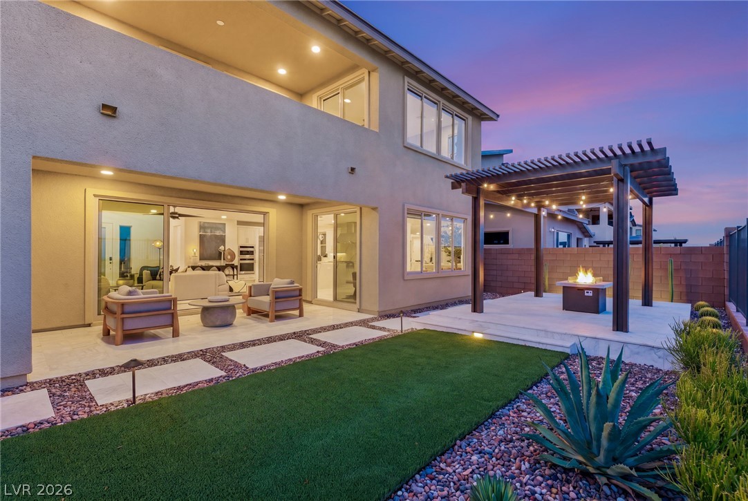 424 Crown Mesa Avenue