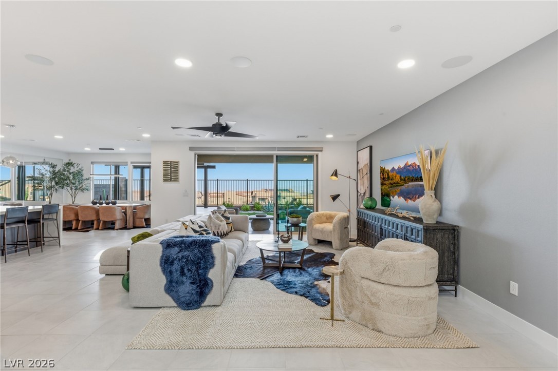 424 Crown Mesa Avenue