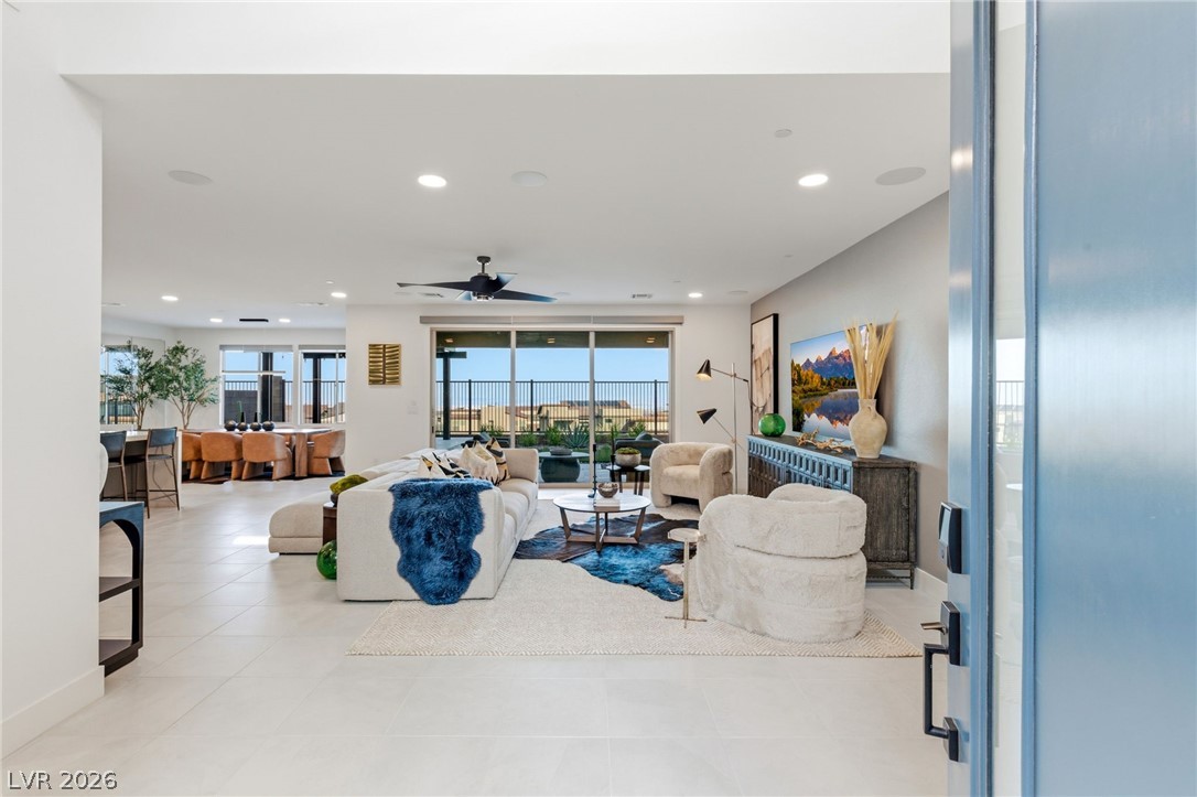 424 Crown Mesa Avenue