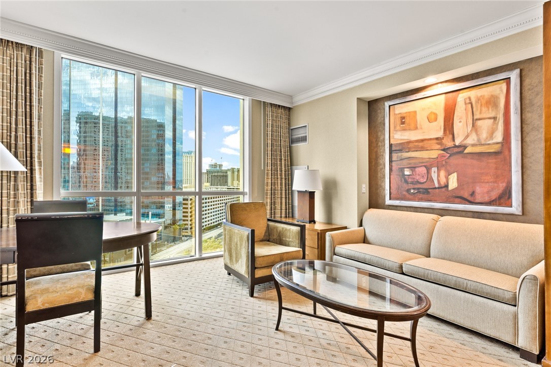 125 East Harmon Avenue 1103