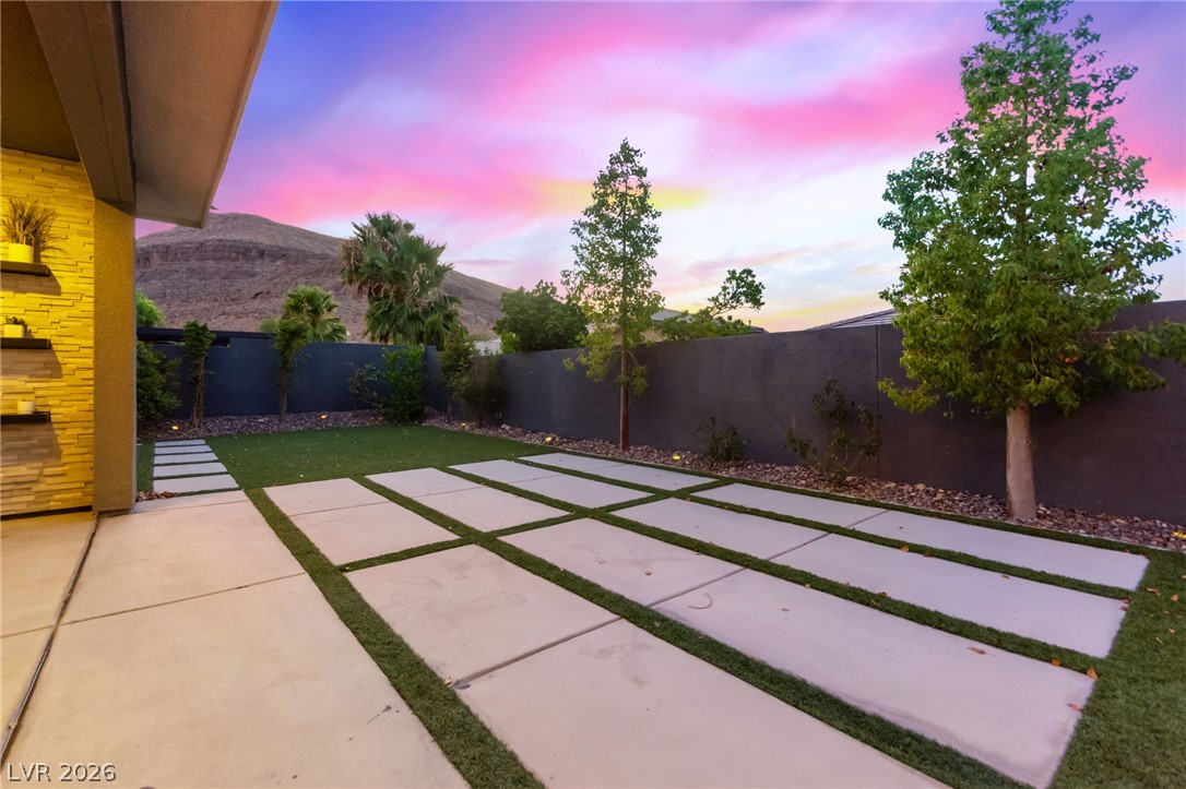 10578 Golden Light Way