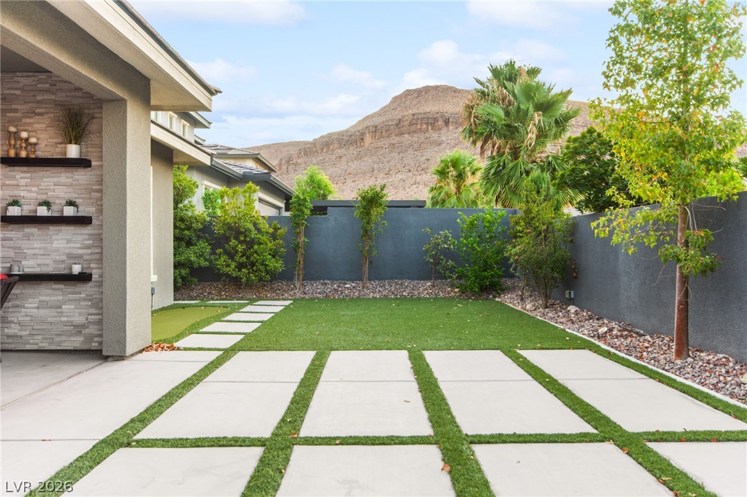 10578 Golden Light Way