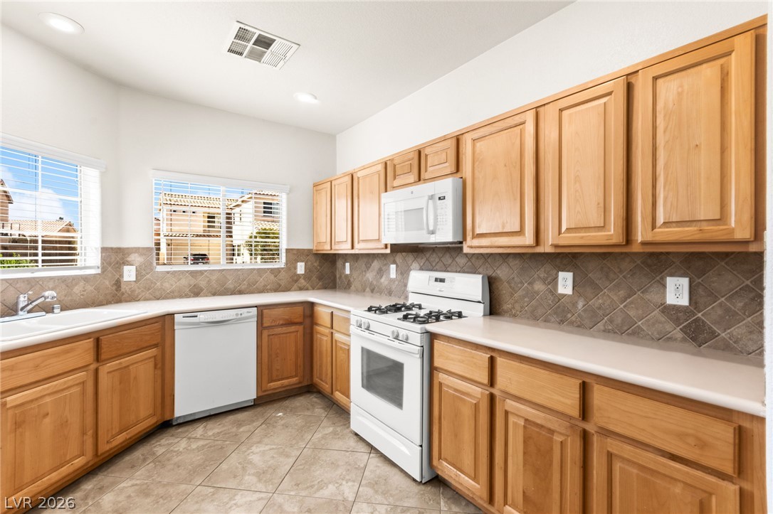 8960 Catfish Stream Avenue